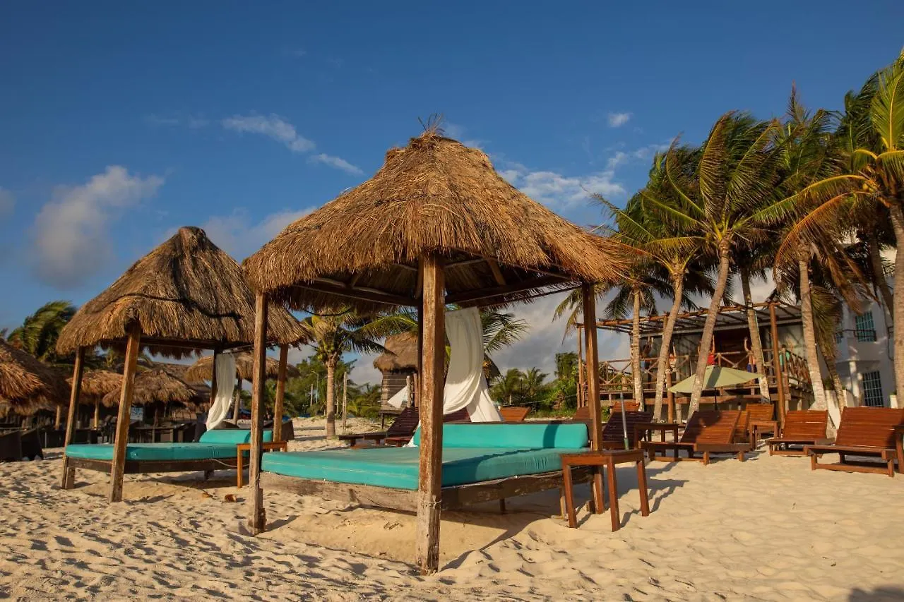 Hotel & Beach Club Ojo De Agua 莫雷洛斯港